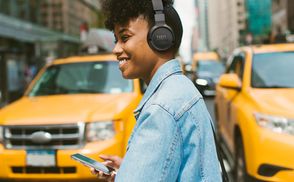 Adaptives Noise-Cancelling mit Smart Ambient